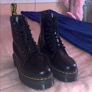 doc martin platform size 9